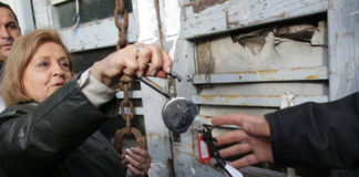 Fábrica recuperada de Argentina abre en forma cooperativa