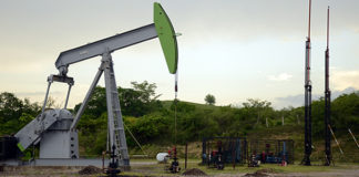 Palabras contra el fracking de AMLO deben traducirse en una ley