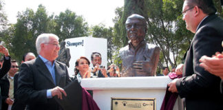 Virgilio Caballero en el Parque de los Periodistas Ilustres