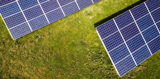 Parlamento Europeo fija el 2021 para terminar con el impuesto al sol