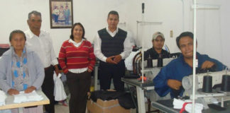 Textileros implementan cadenas productivas cooperativas
