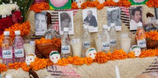 Pascual celebra a sus muertos con fiesta multicultural