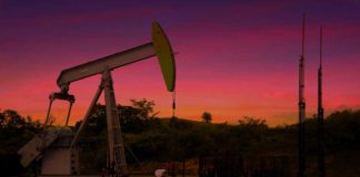 México tiene petróleo sólo para los siguientes ocho años: Secretario de Medio Ambiente