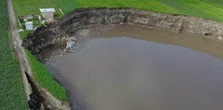 Frente de Pueblos rechaza dictamen de Conagua sobre el socavón de Puebla