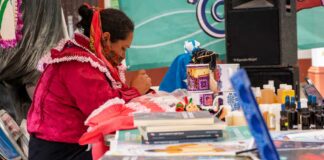 Presentan libro: Mujeres y resistencias frente al extractivismo