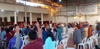 Asamblea general de Tacuro, Michoacán, determina autogobernarse