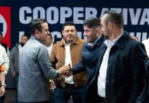 Asamblea de La Cruz Azul refrenda presidencia de Víctor Velázquez